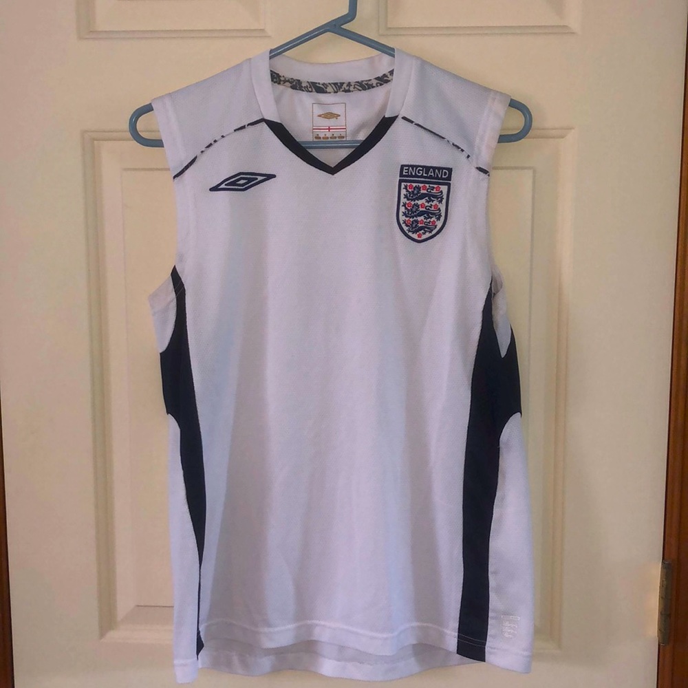 England National Soccer Team sleeveless shirt. Umbro. Size Medium